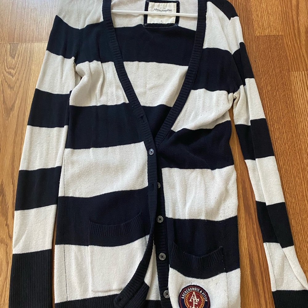 Abercrombie and Fitch cardigan